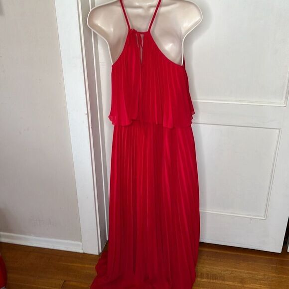 Petal & Pup GIA PLEATED HALTERNECK MAXI DRESS - RED Nwot Size Small - Picture 7 of 9